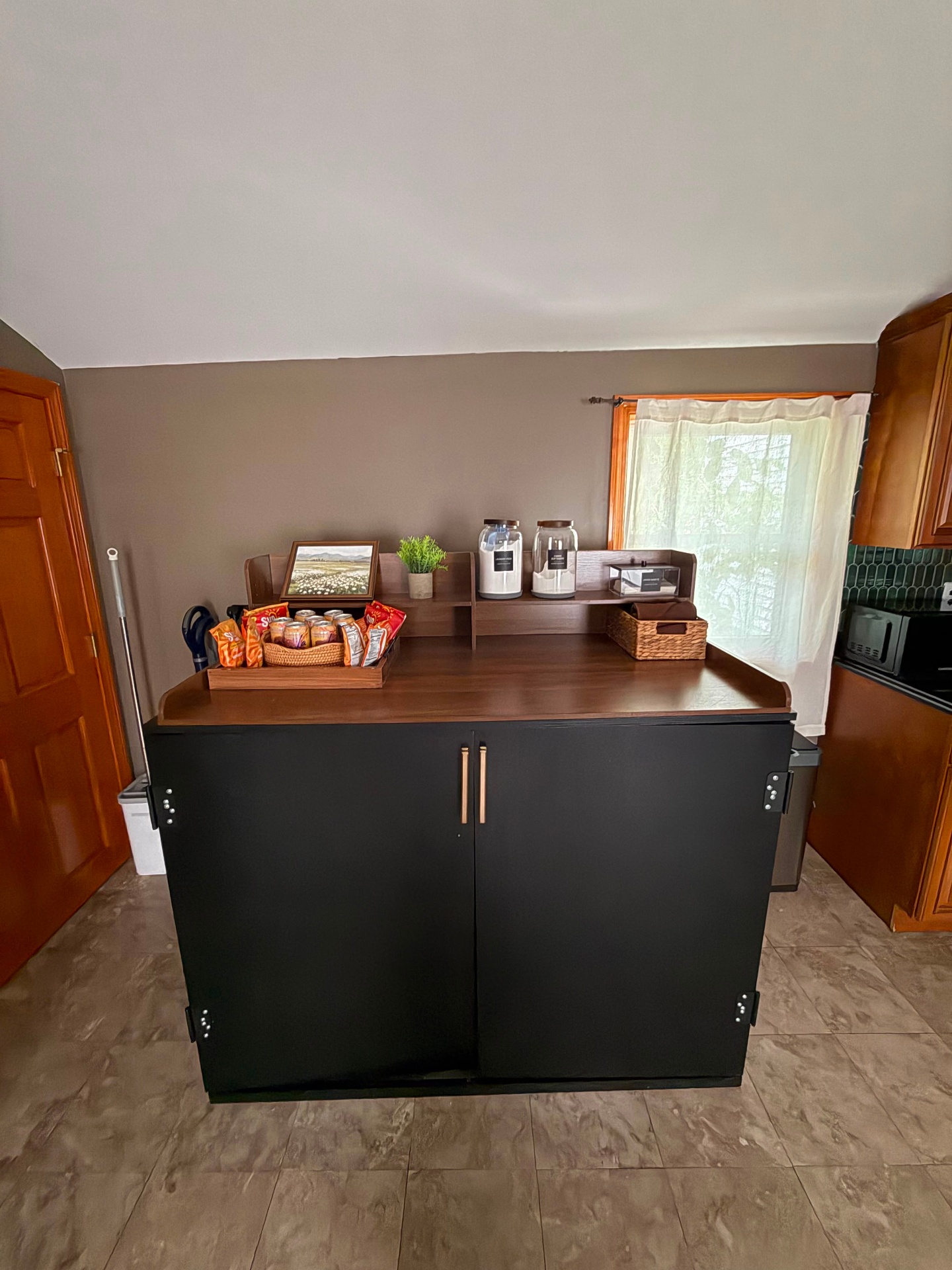 Kitchen Island — after